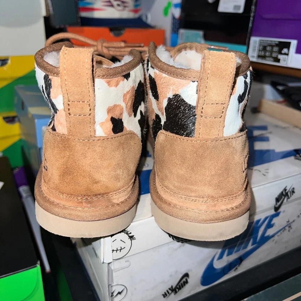 UGG Neumel‎ Cow Print Calf Hair Boots Chestnut Brown 1122152 Mens 9 Womens 11